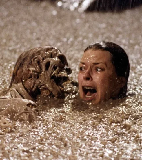 The 1982 Movie Poltergeist Used Real Skeletons: Fact or Fiction? – Tymoff